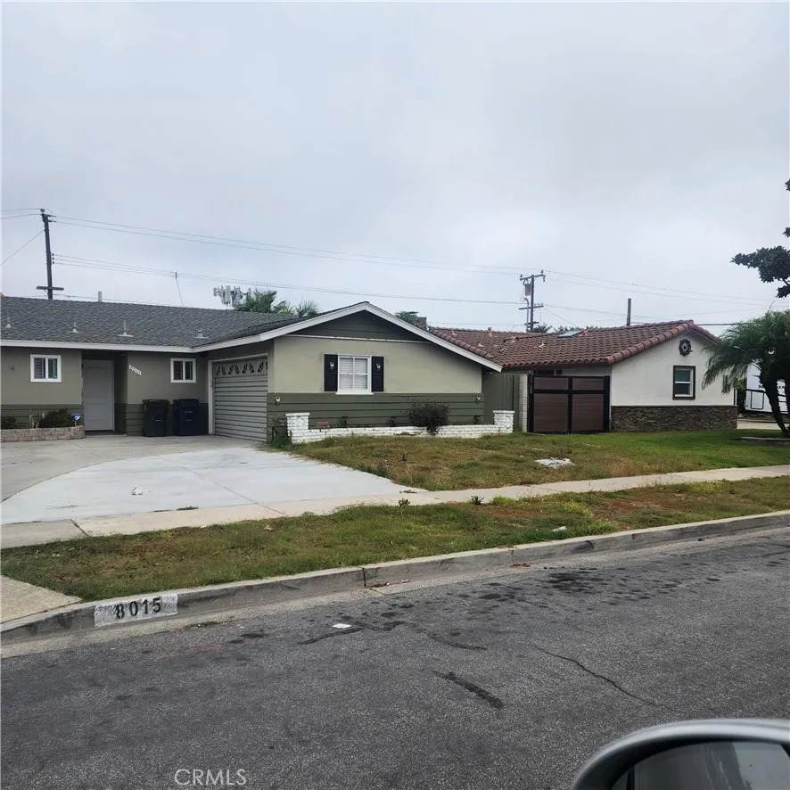 8011 Sterling - Photo 1