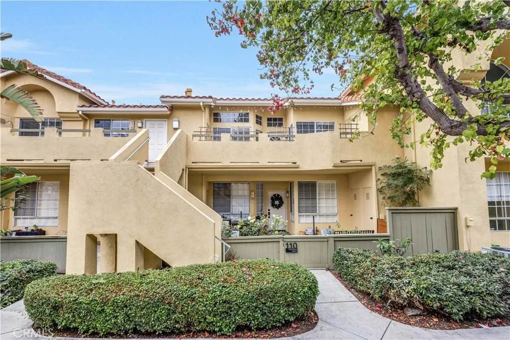 114 Costero Aisle - Photo 1