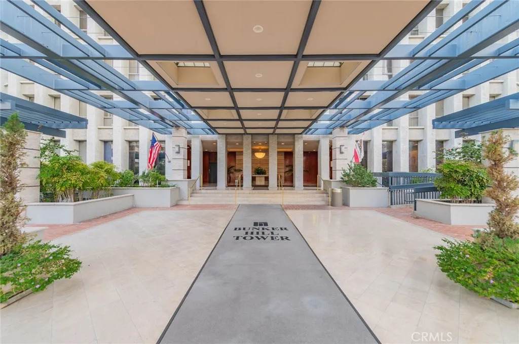 800 1st Street - Photo 1