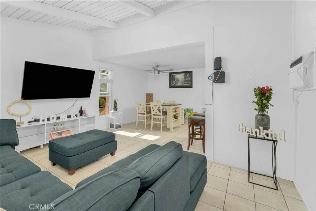 1000 Macarthur - Photo 1