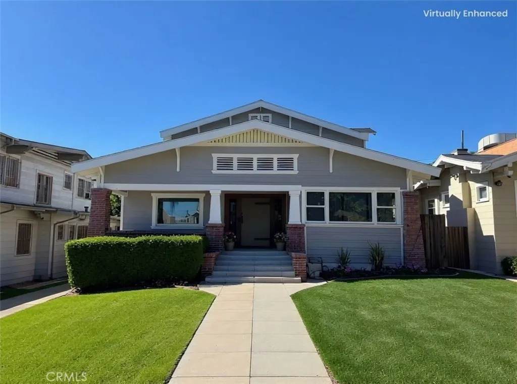 1019 Gramercy - Photo 1