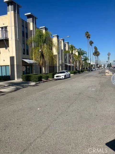 8021 Vermont Avenue - Photo 1