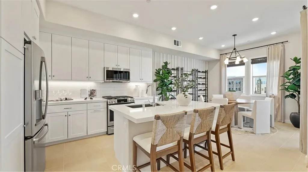 1295 Snowberry Place - Photo 1