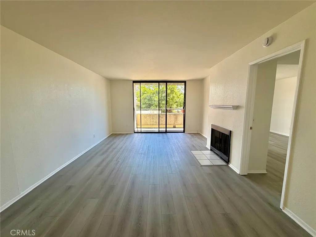 1237 6th Street - Photo 1