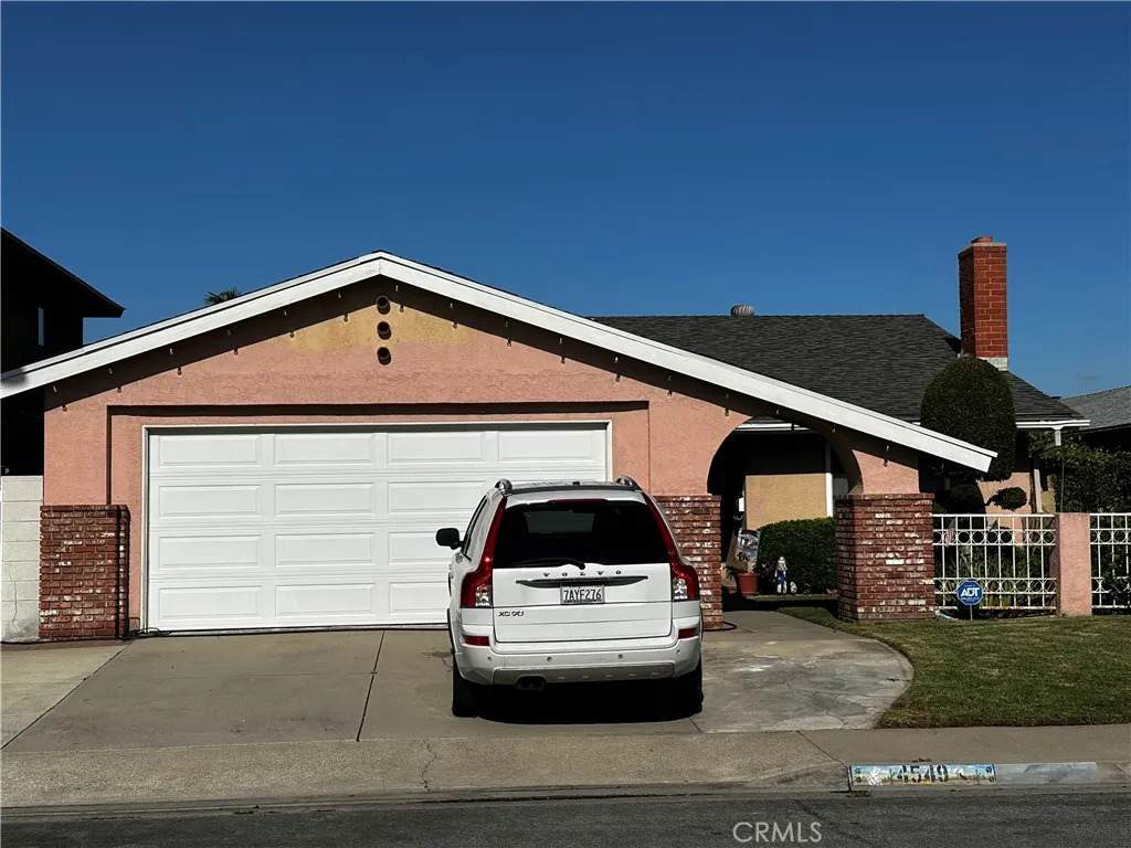 4549 Birchwood - Photo 1