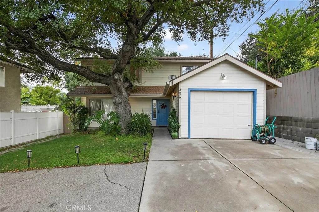 2629 Altura Avenue - Photo 1