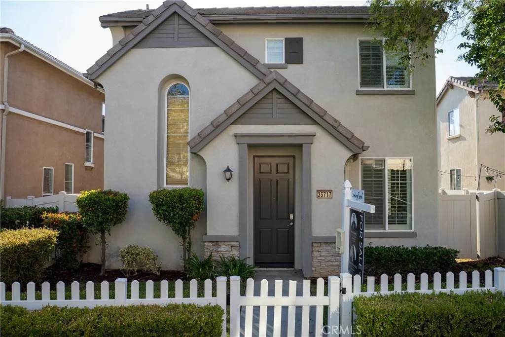 35717 Filaree - Photo 1