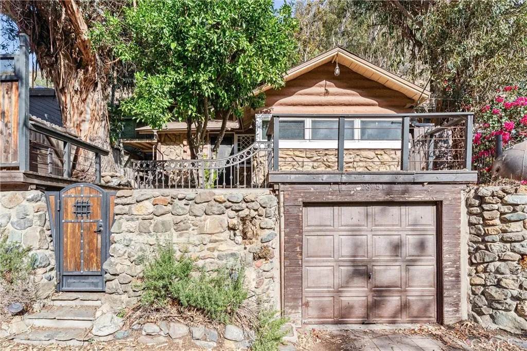 28751 Sycamore - Photo 1