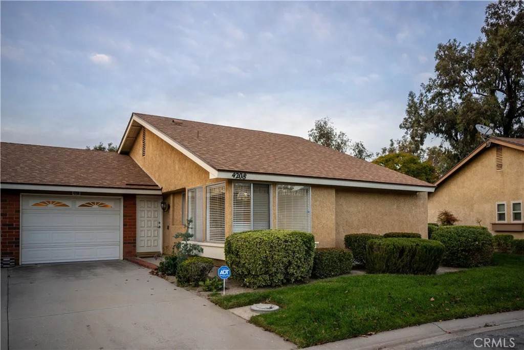 4208 Village 4 - Photo 1