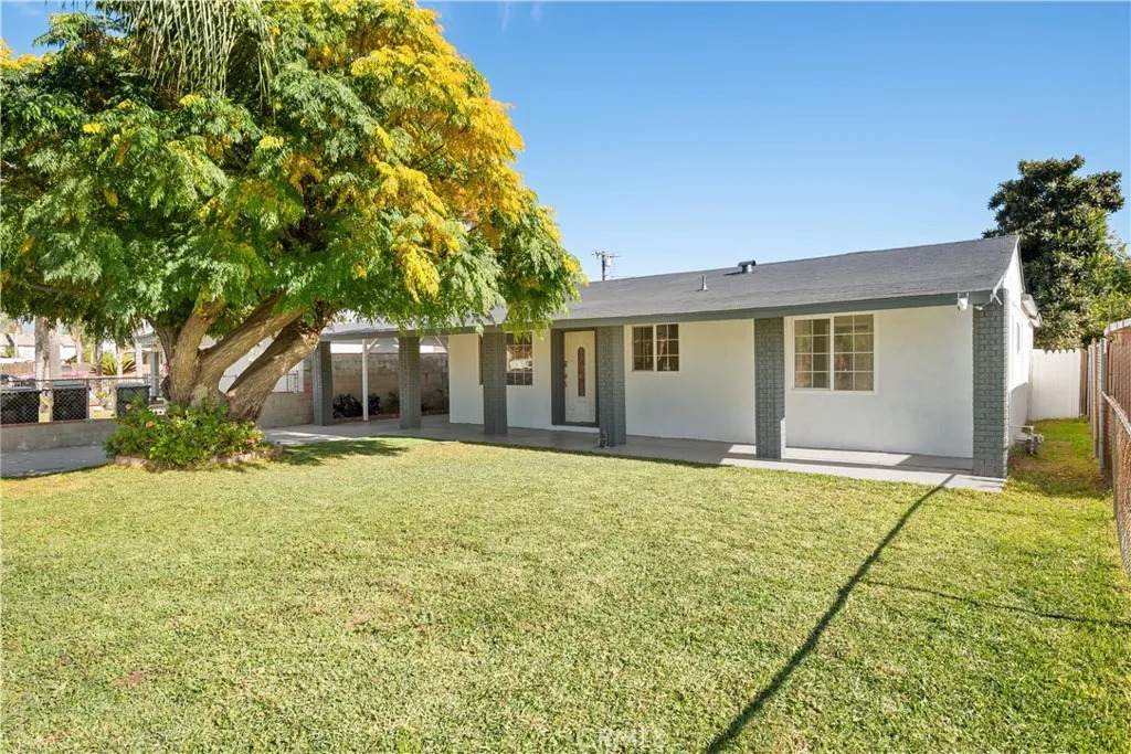 1314 Mountain View - Photo 1