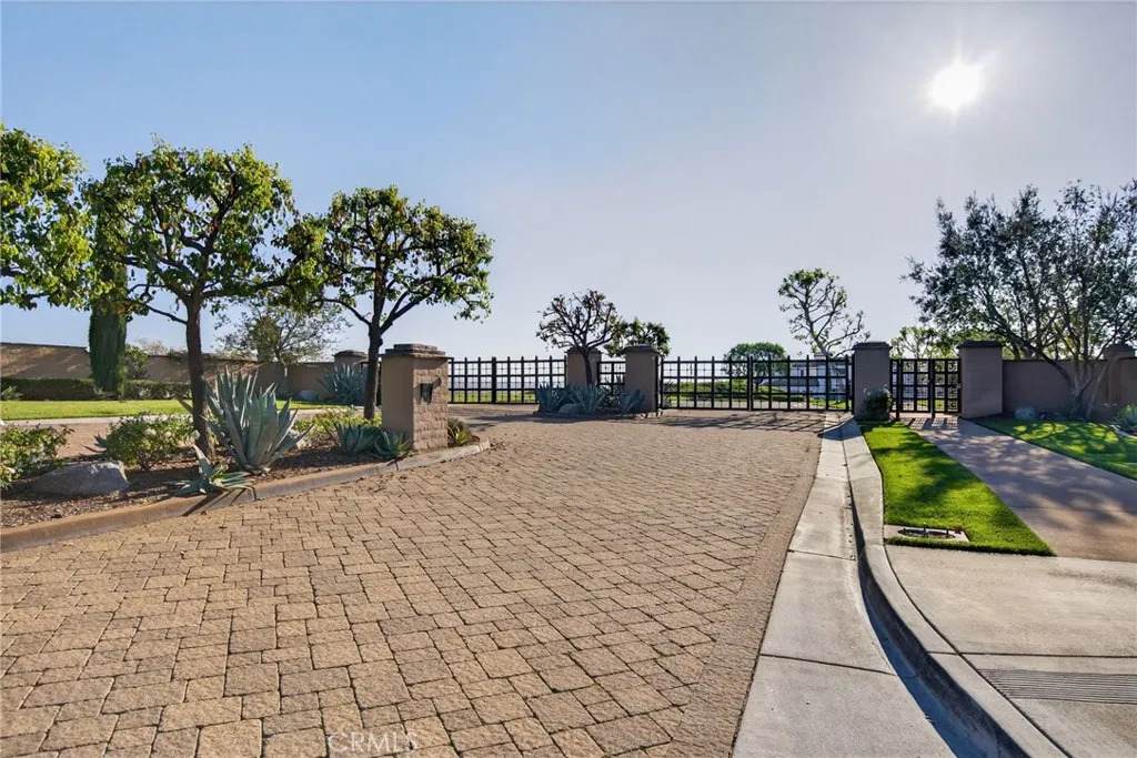 https://bt-photos.global.ssl.fastly.net/sandiego/orig_boomver_3_306605198-1.jpg