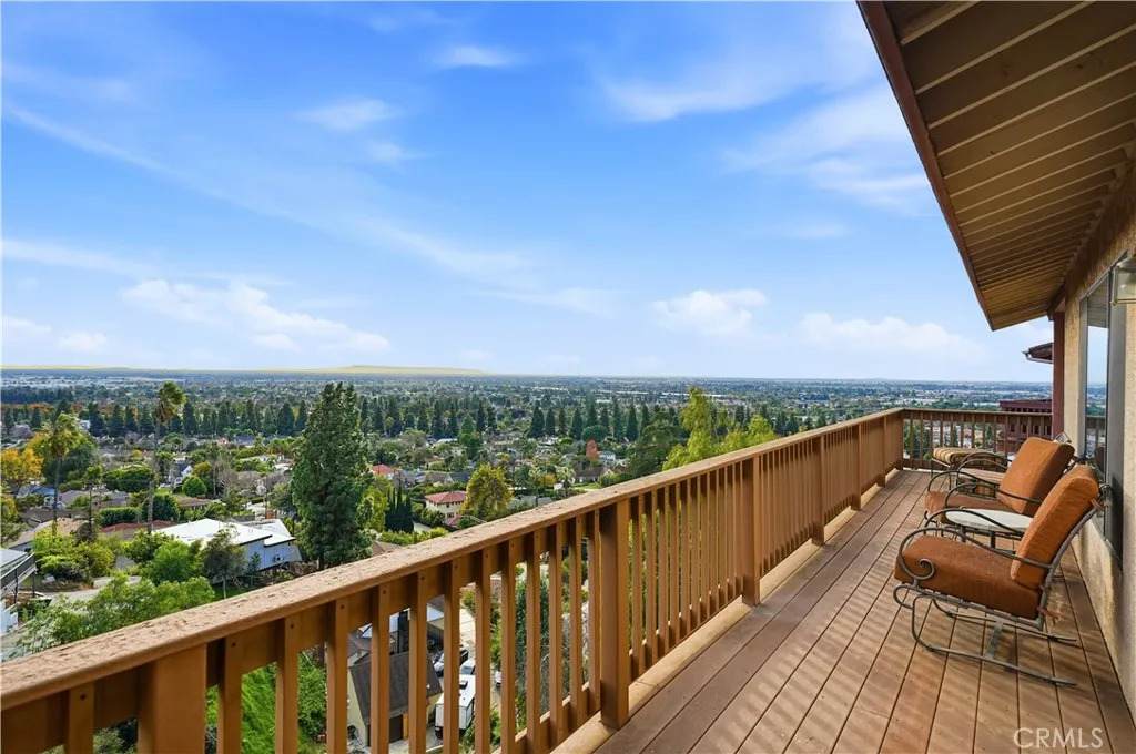 12070 Rideout - Photo 1