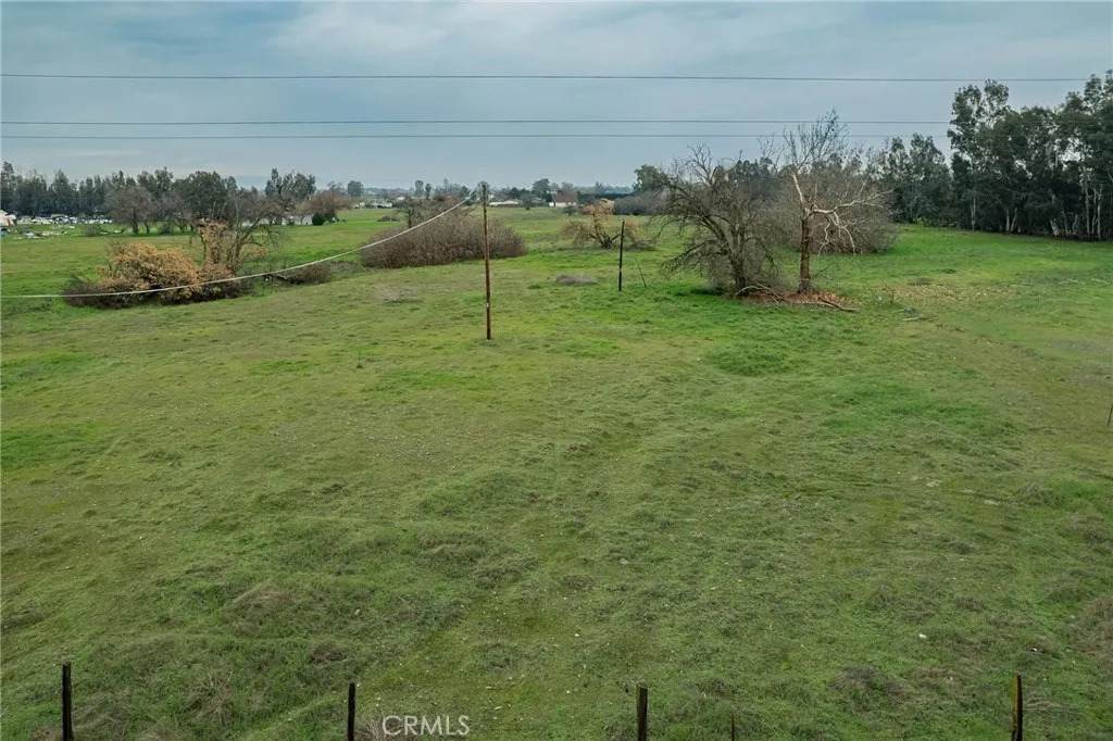 4712 County Road E - Photo 1