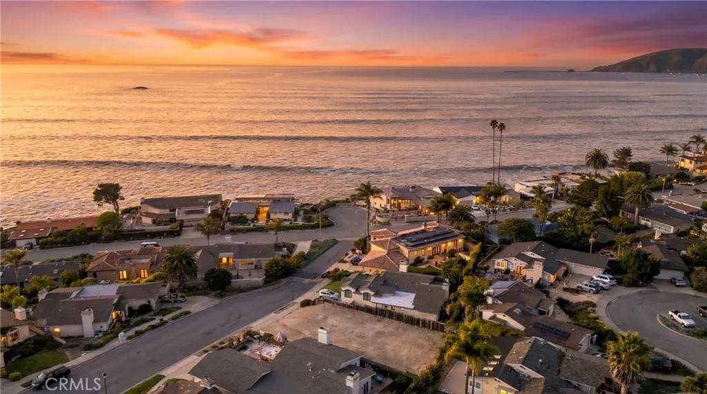 380 Encanto - Photo 1