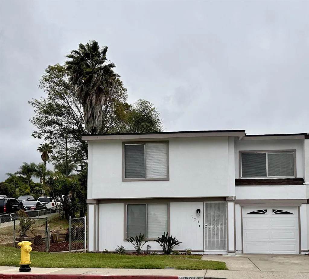 921 Lemon Avenue - Photo 1