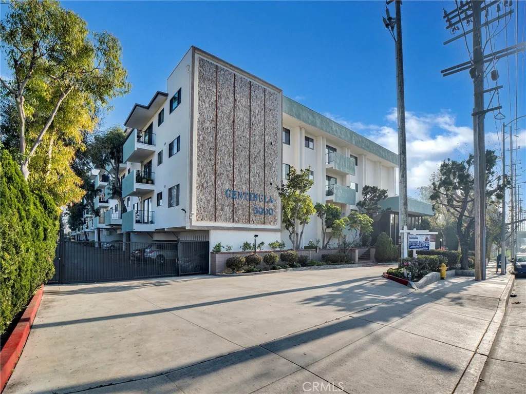5000 Centinela - Photo 1