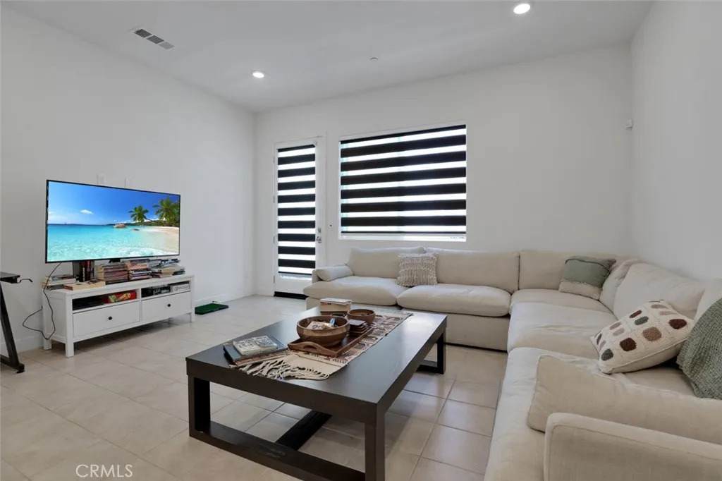 https://bt-photos.global.ssl.fastly.net/sandiego/orig_boomver_3_306635630-1.jpg