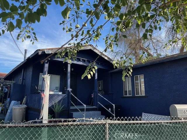 656 Mott - Photo 1