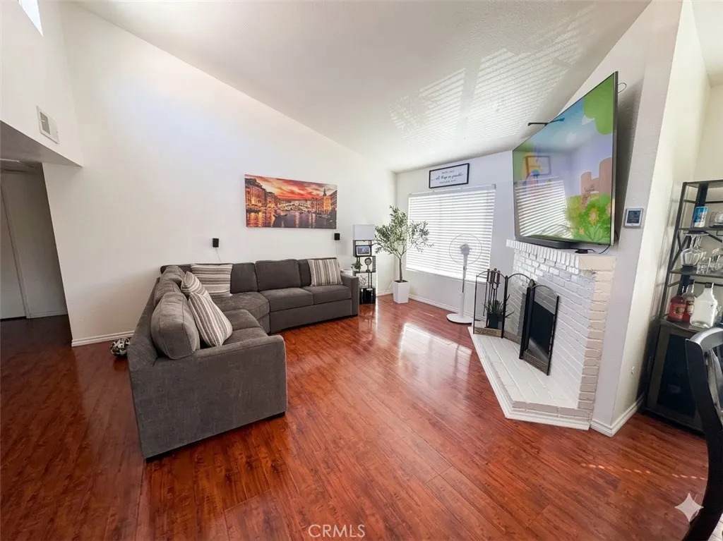 https://bt-photos.global.ssl.fastly.net/sandiego/orig_boomver_1_306675055-1.jpg