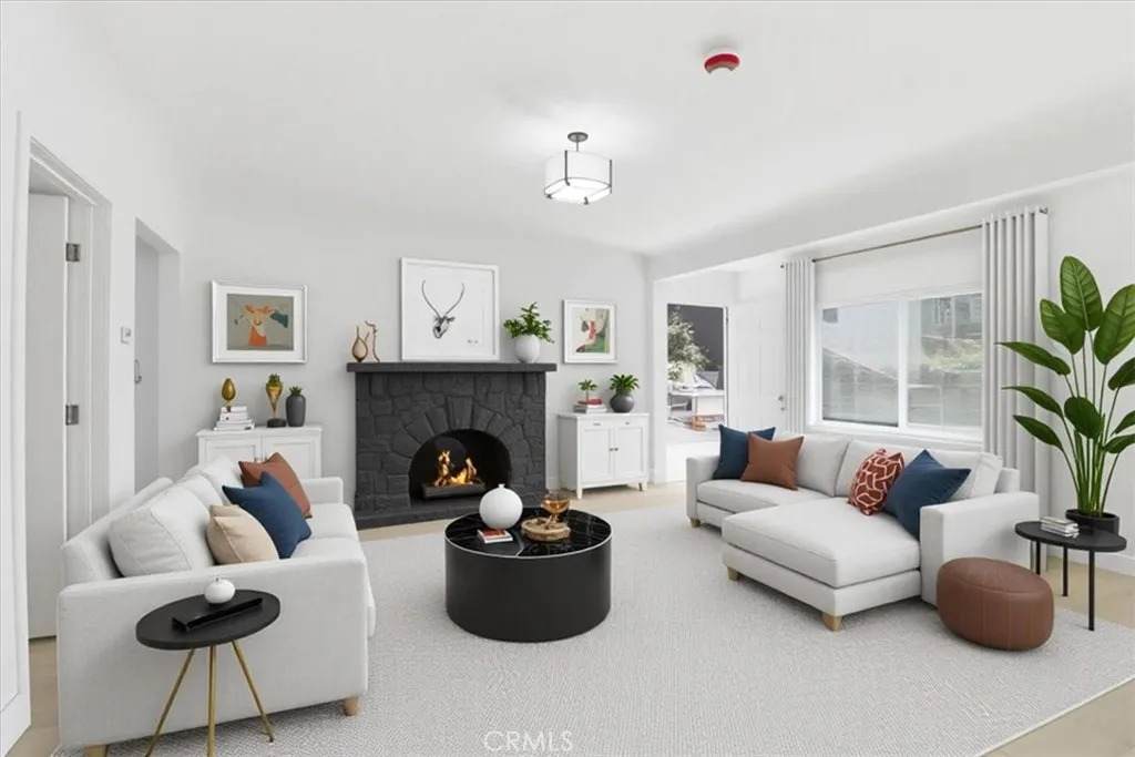 527 Clifton - Photo 1