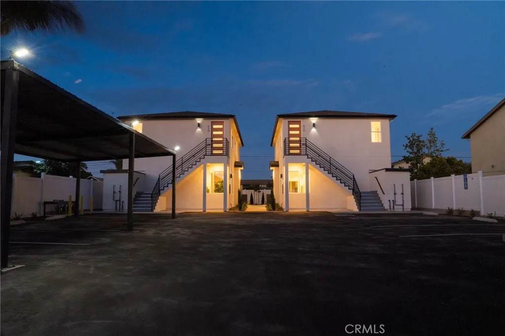 630 Juniper Street - Photo 1
