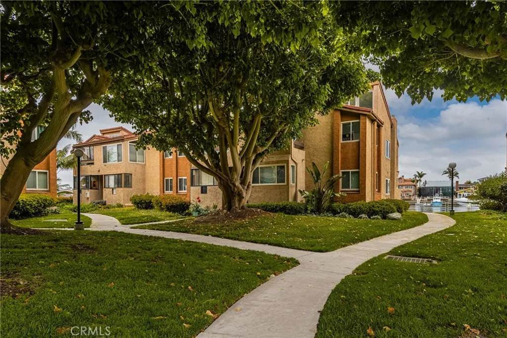 17110 Bluewater Lane - Photo 1