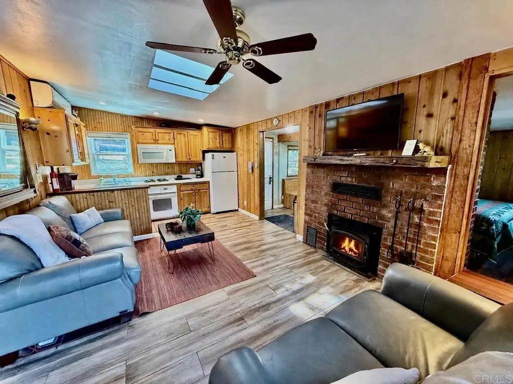 https://bt-photos.global.ssl.fastly.net/sandiego/orig_boomver_2_306712632-1.jpg