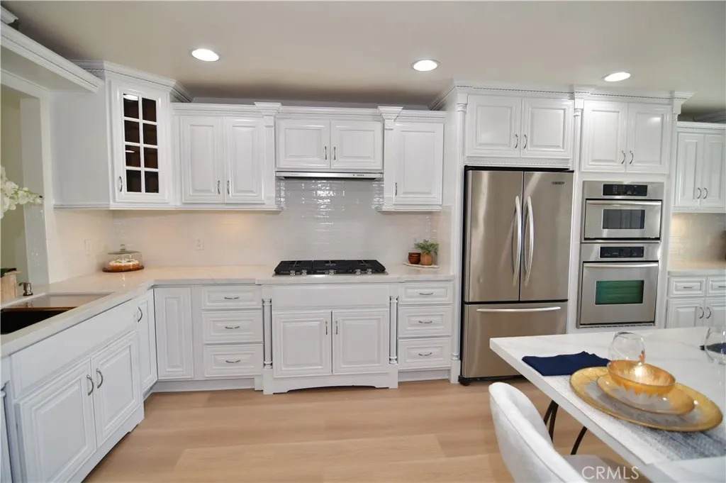 31 Columbus - Photo 1