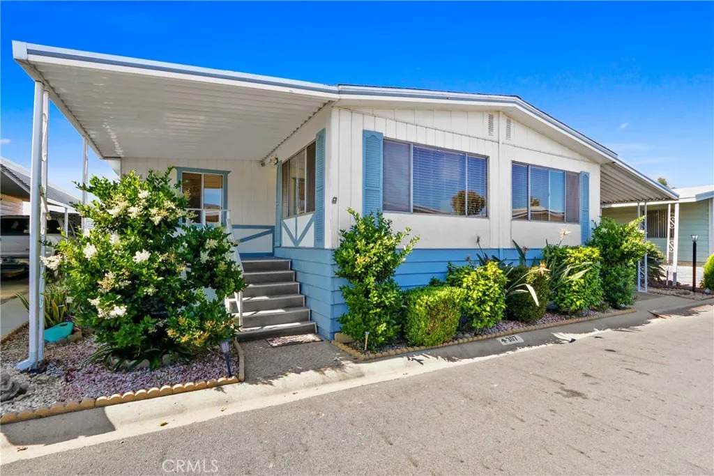 3800 Bradford - Photo 1