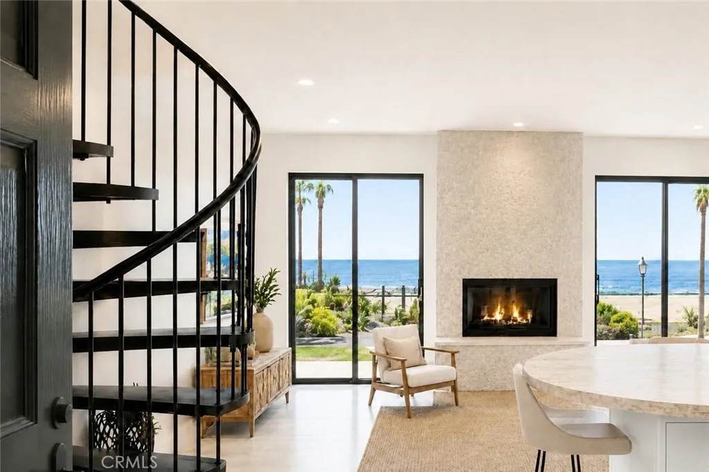 1101 Pacific - Photo 1