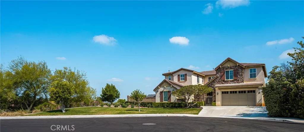 12652 Twin Peak Court - Photo 1