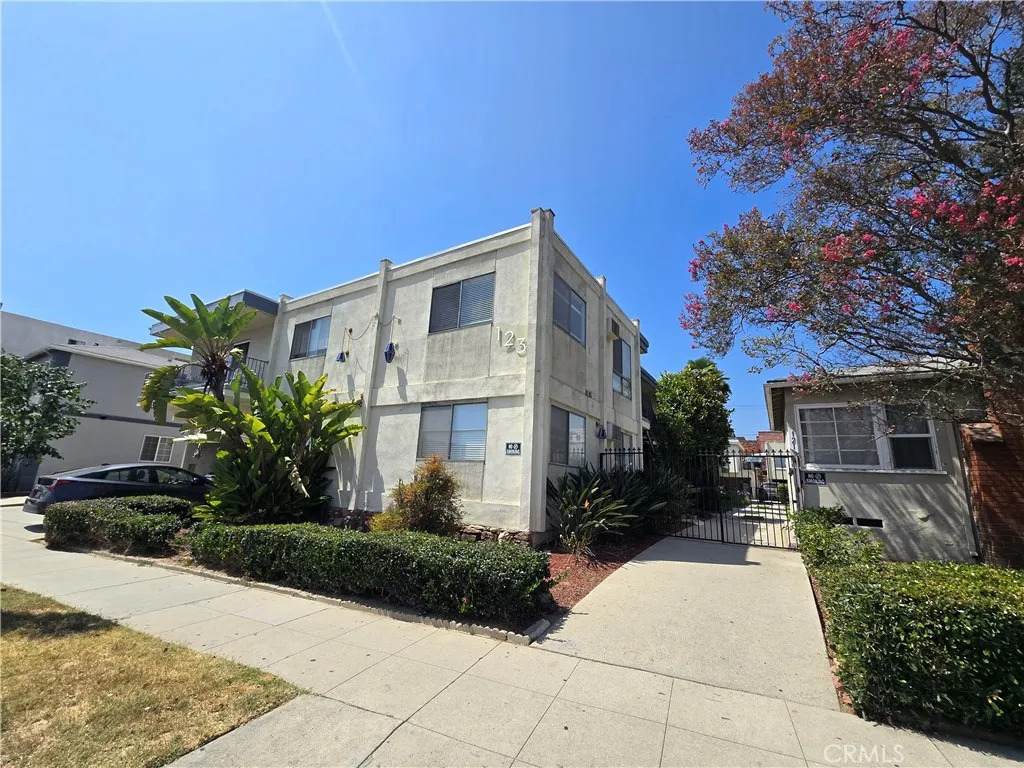 123 Lomita Avenue - Photo 1