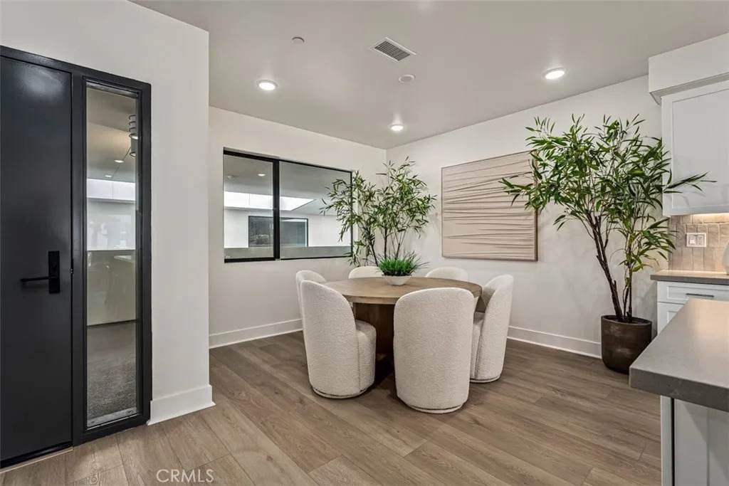https://bt-photos.global.ssl.fastly.net/sandiego/orig_boomver_4_306739680-1.jpg