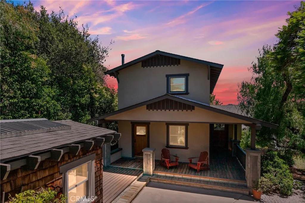 562 Crown Hill Street - Photo 1