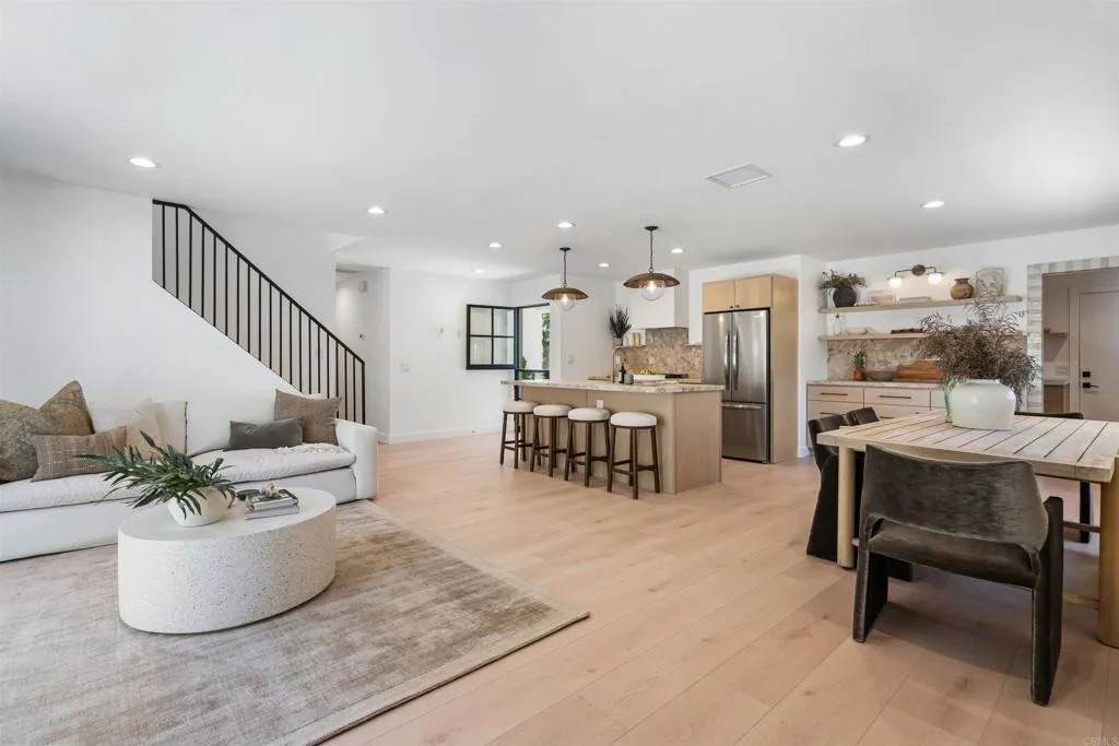 1806 Stewart Street - Photo 1