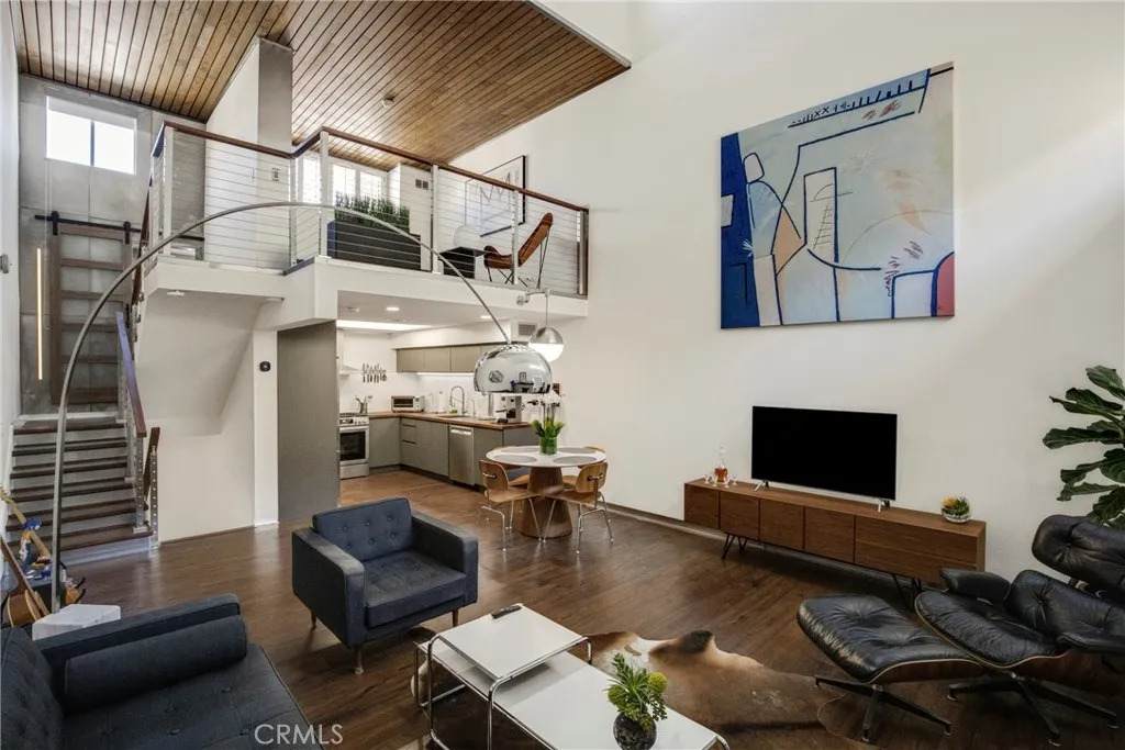 10926 Bluffside Drive - Photo 1