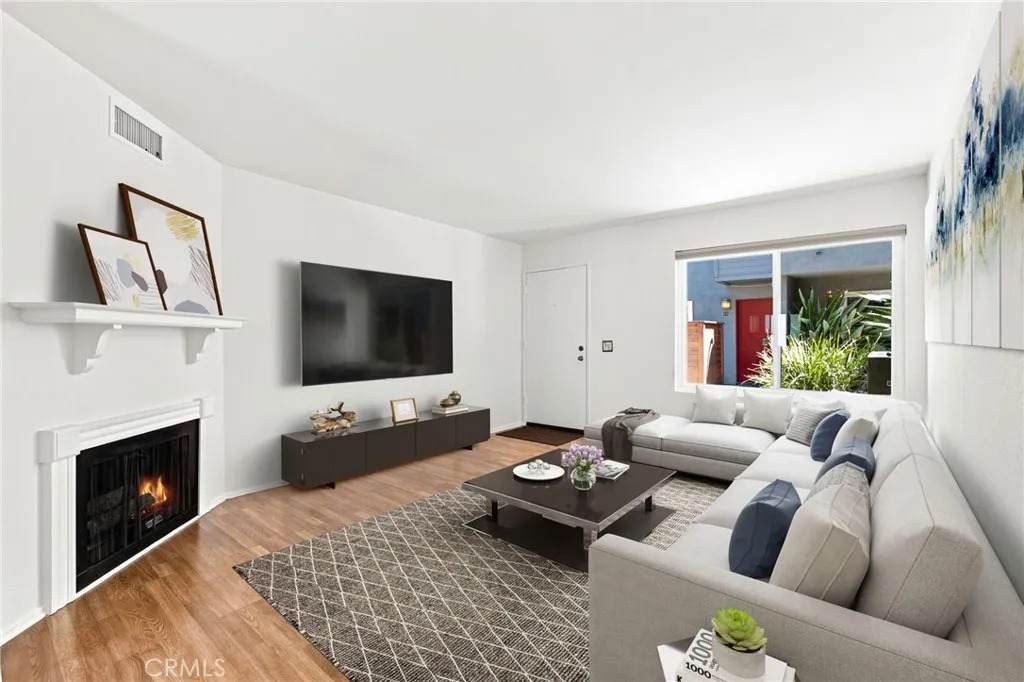 5706 Fair Avenue - Photo 1