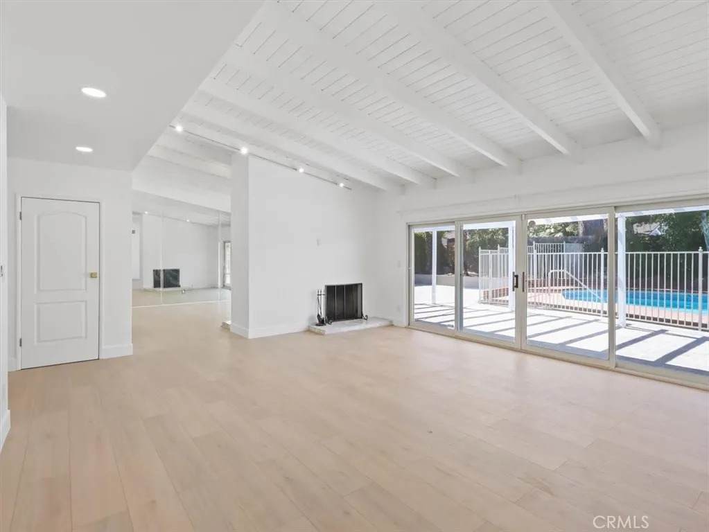 23119 Gainford Street - Photo 1