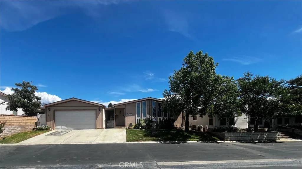 10961 Desert Lawn #101 - Photo 1