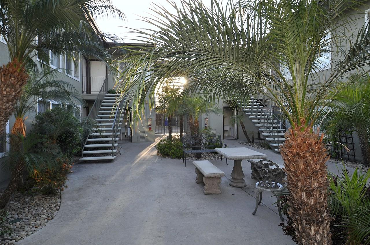 4012 Mississippi St - Photo 1