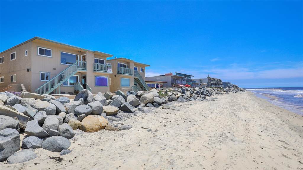 1460 Seacoast Drive - Photo 1