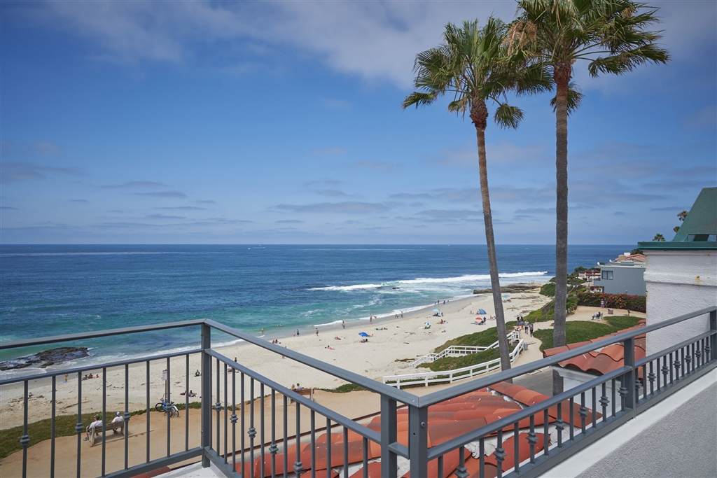 6911 Neptune Place - Photo 1