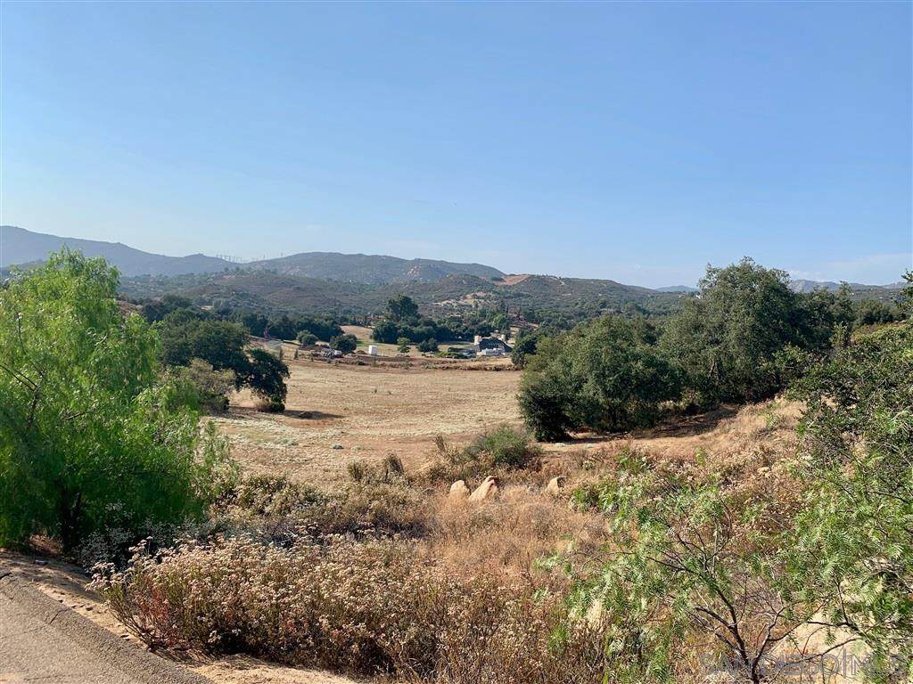 22952 Illahee Dr - Photo 1