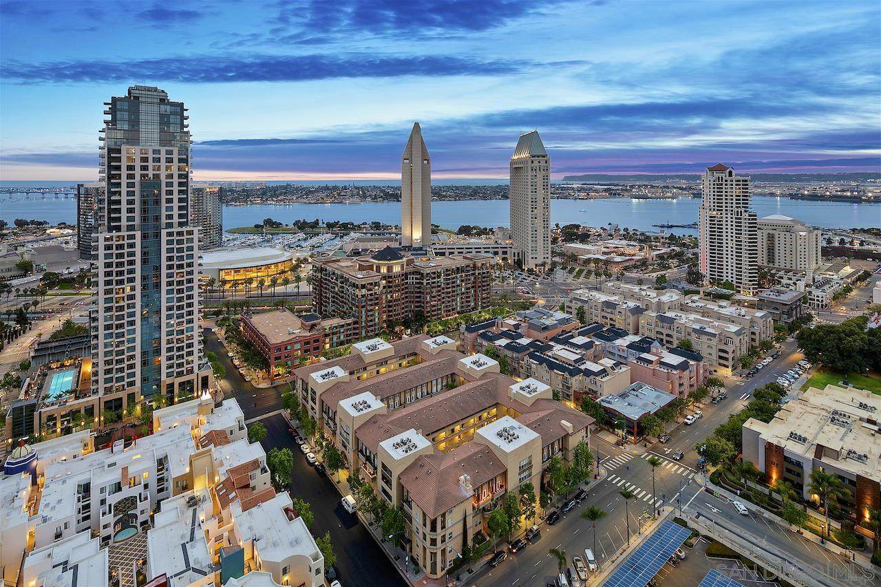 700 Front Street - Photo 1