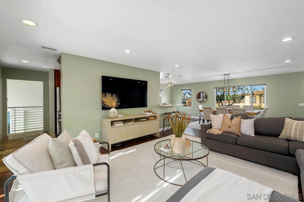 4335 Napier St - Photo 1