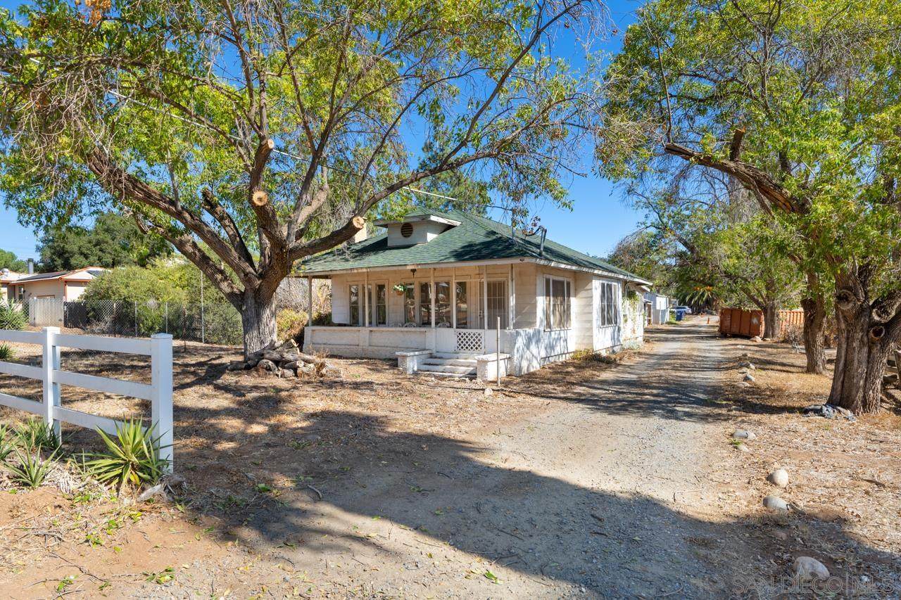 10555 Palm Row Dr. - Photo 1