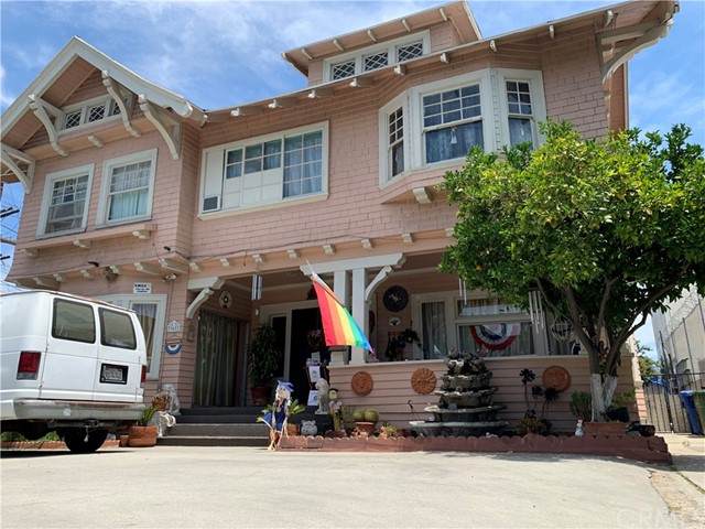 945 20th Street - Photo 1