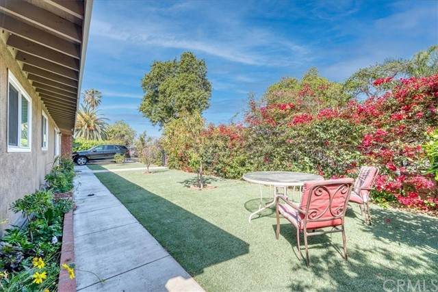 805 Towne Street - Photo 1