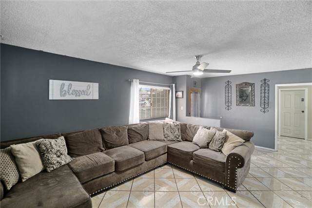 1133 Redwood Street - Photo 1