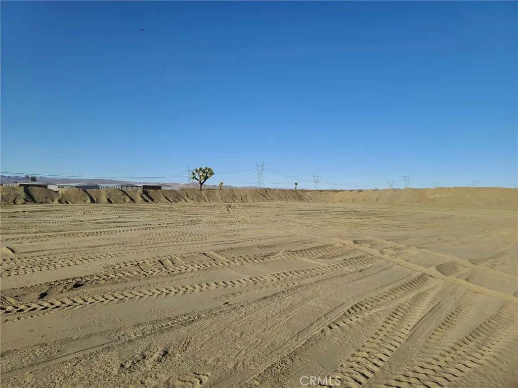 15972 El Esteban Rd - Photo 1